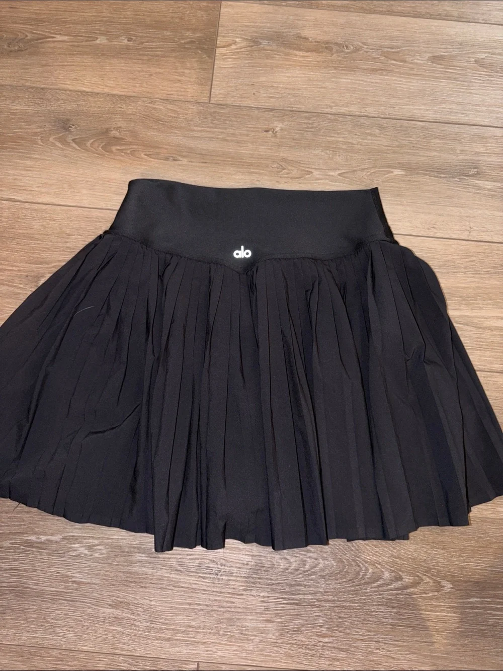 Black Pleated A-Line Women's Skirt. worn once. Large